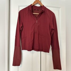 Lululemon Cropped Half-Zip - Size 6